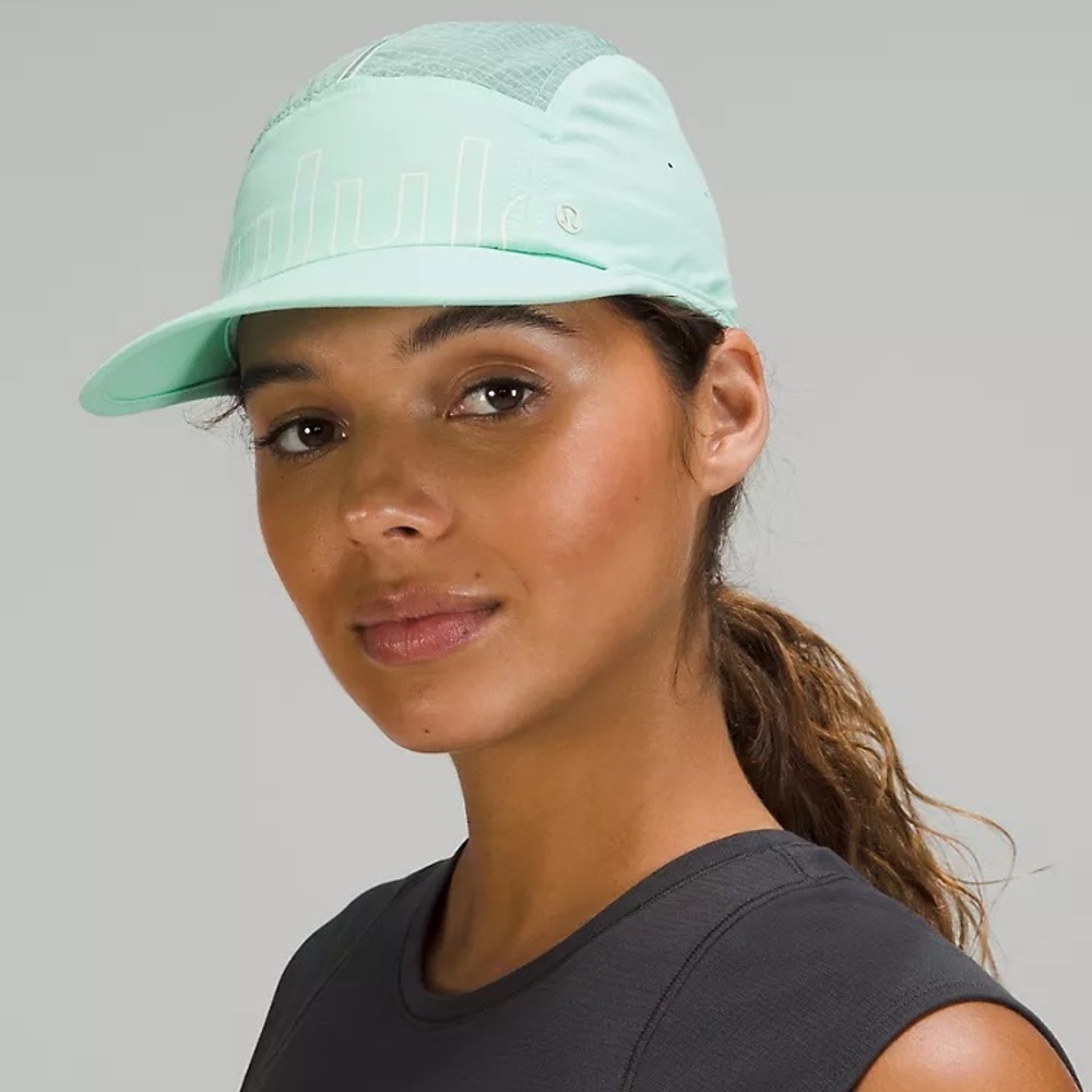Lululemon Drawcord Hiking Cap, Size L/XL, Colour-Wild Mint/Dewy, NWT